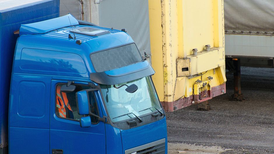 唐山搬家公司货车